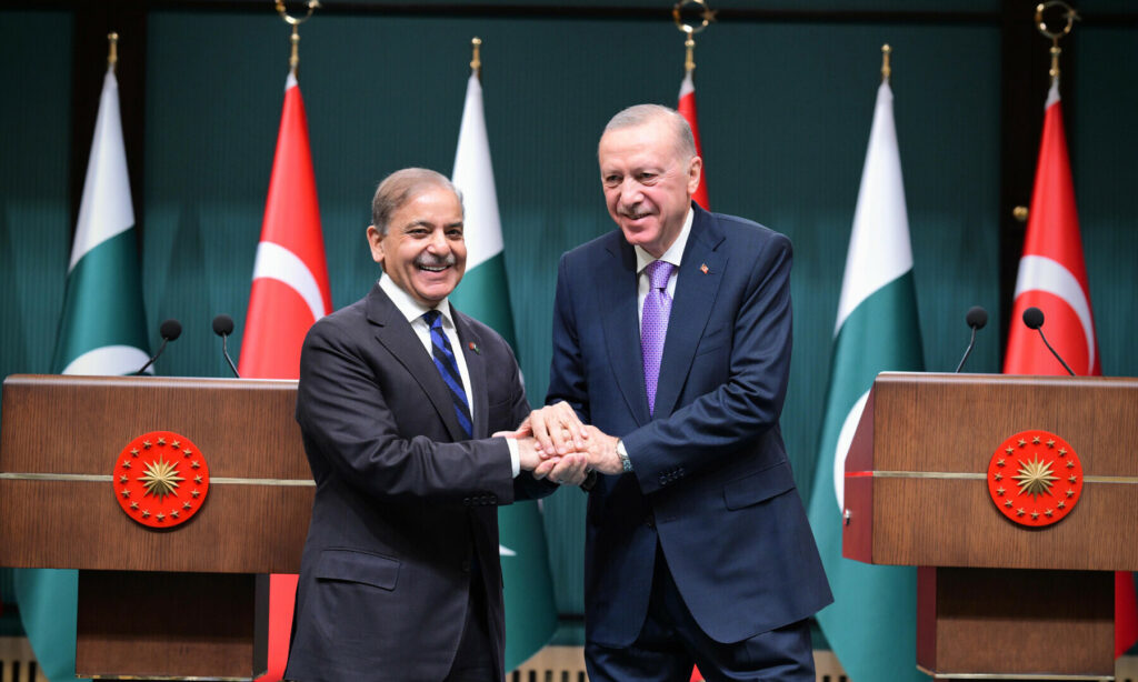 Prime Minister Shehbaz Sharif Expresses Condolences Over Devastating Floods in Türkiye