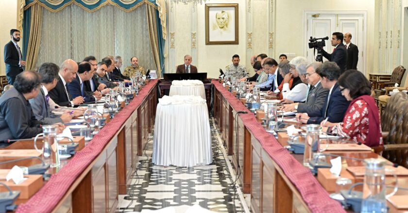 Prime Minister Shehbaz Sharif Chairs Meeting on Strategy to Enhance Pakistan’s Exports