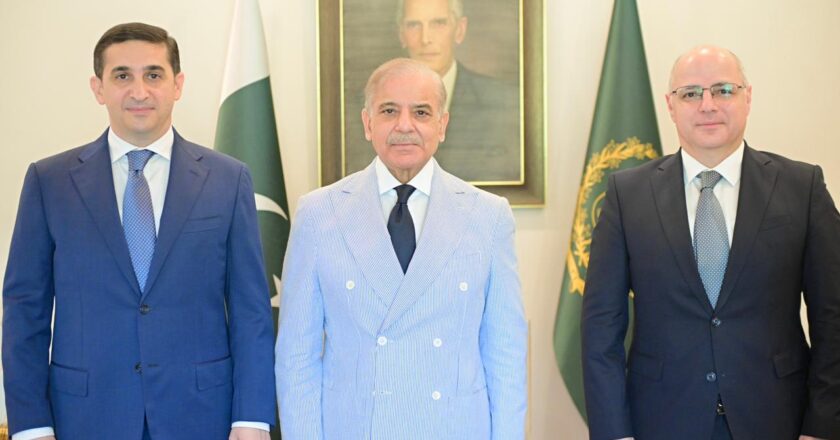 Azerbaijan’s Justice Minister Calls on Prime Minister Shehbaz Sharif