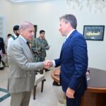 PM Reaffirms Pakistan’s Commitment to Global Humanitarian Cooperation in Meeting with UN Relief Chief