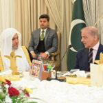 Prime Minister Shehbaz Sharif, MWL Secretary General Dr. Al-Issa Reaffirm Commitment to Strengthen Religious, Educational and Humanitarian Cooperation