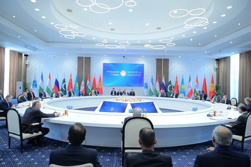 Pakistan Reaffirms Commitment to SCO at Foreign Ministers’ Meeting, Announces Readiness for 2027 Summit