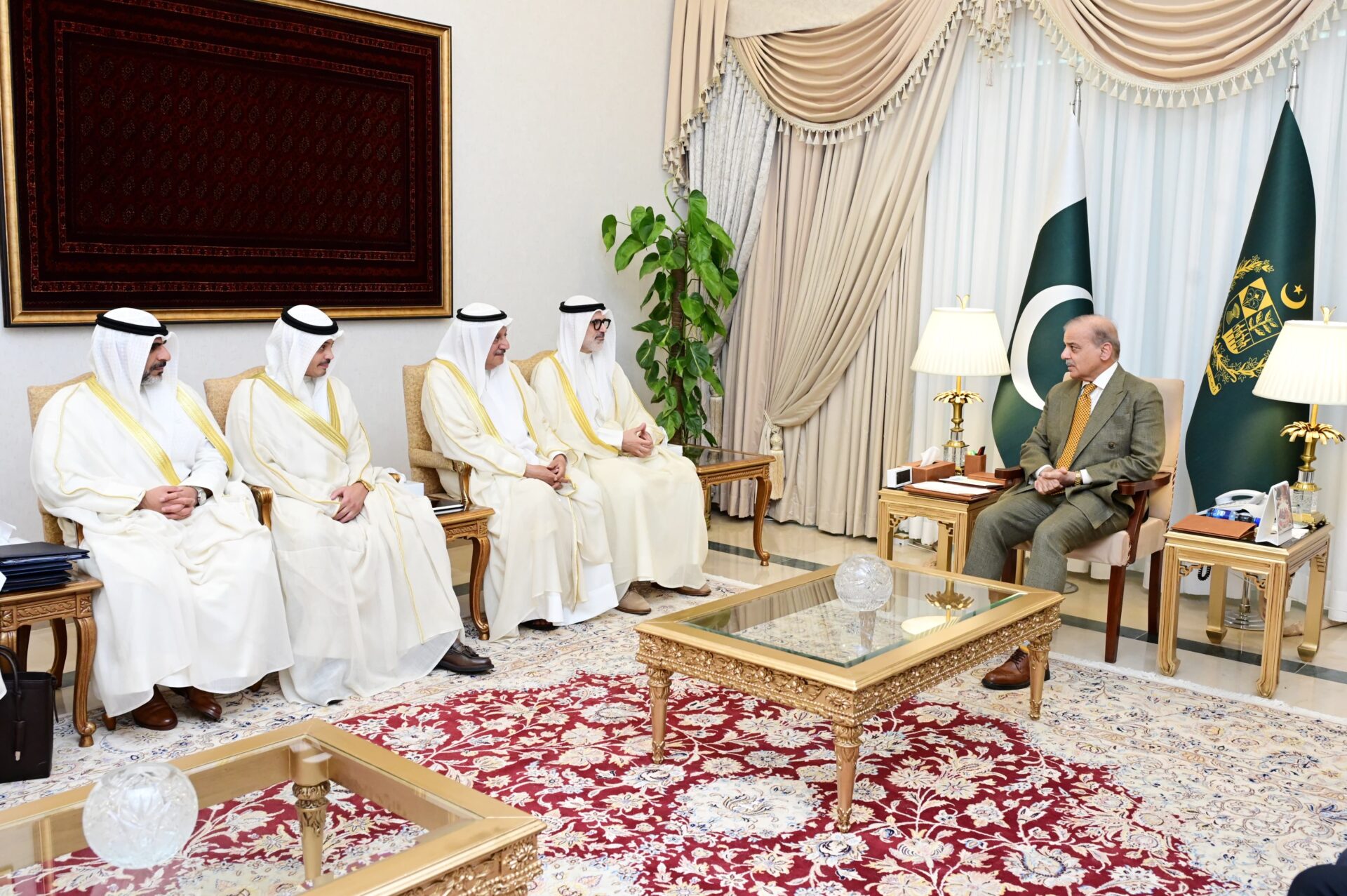 Pakistan, Kuwait Reaffirm Strategic Partnership and Regional Peace Cooperation During High-Level Meeting