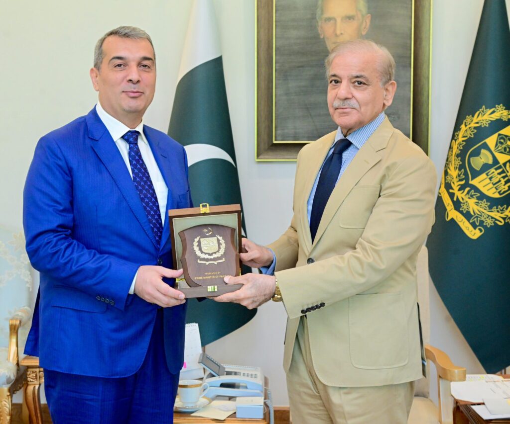 Farewell Call on the Prime Minister by the Ambassador of Azerbaijan