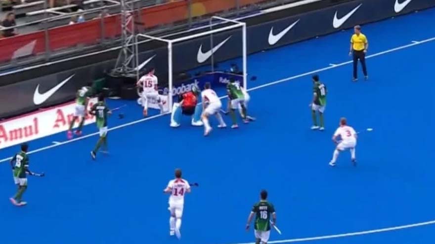England Beat Pakistan 4-1 in Hockey World Cup Opener