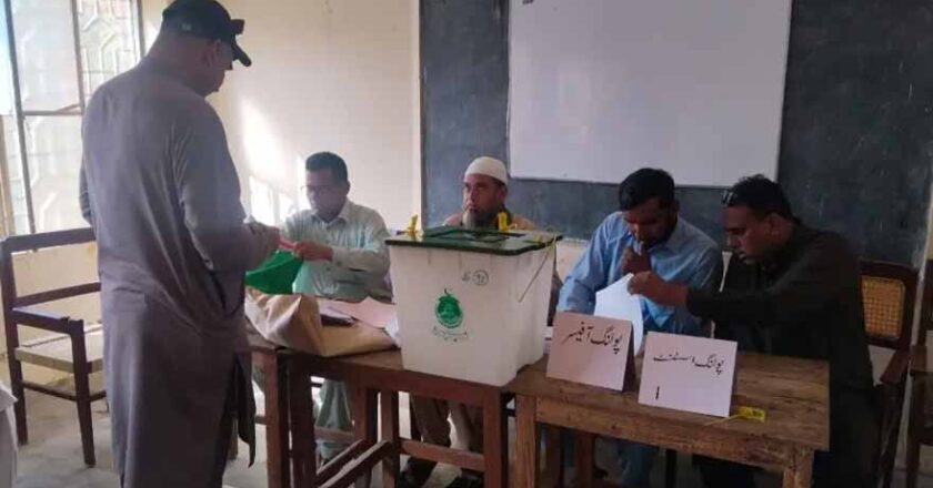 پی ایس 30 خیرپور ضمنی انتخاب، پولنگ جاری