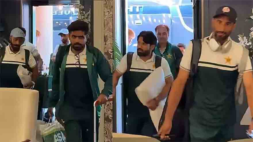 Pakistan Cricket Team Arrives in Leeds for First Test Against England