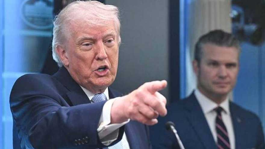 Trump Warns Oman of Possible Attack Over Strait of Hormuz
