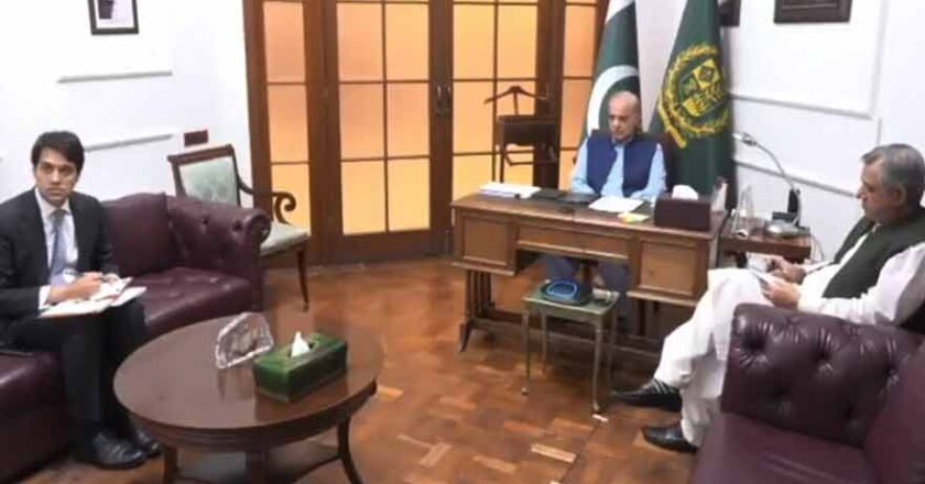 وزیراعظم شہباز شریف کا بارشوں اور سیلاب سے متاثرہ خاندانوں کے لیے مالی امداد کا حکم