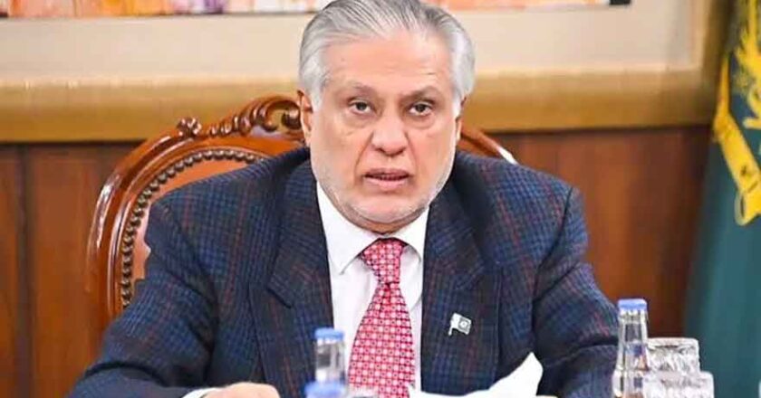 اسحاق ڈار کا کل سے پانچ روزہ دورۂ برطانیہ