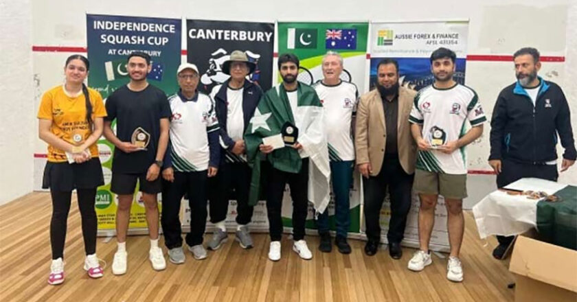Pakistan Wins Two Gold Medals at Japan Junior Squash Championship