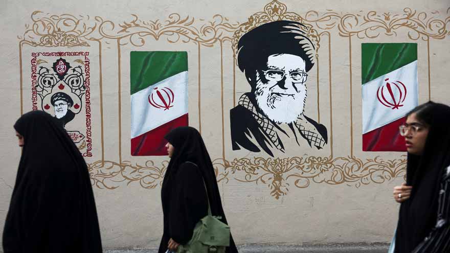 Iran Vows Retaliation After US Widens Sanctions