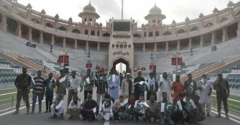 25 Pakistani Nationals Return Home from India