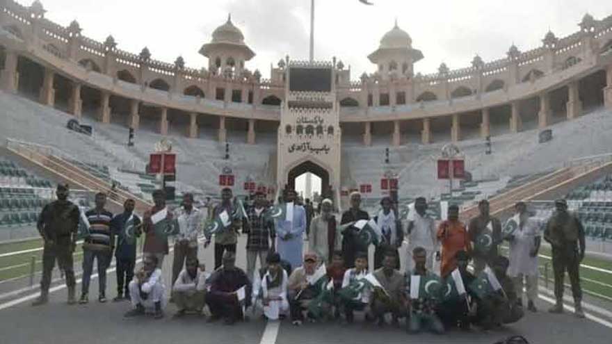 25 Pakistani Nationals Return Home from India