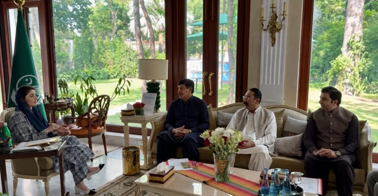 Punjab Chief Minister Maryam Nawaz Sharif Meets Khushab MPAs Asif Malik and Zafar Abbas Khan