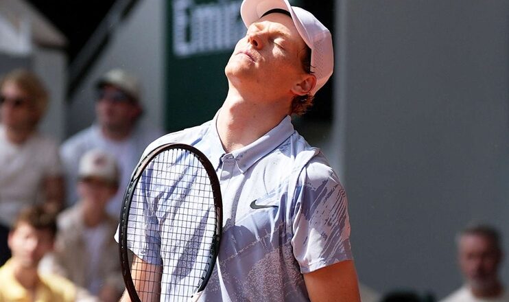 World No. 1 Jannik Sinner Withdraws from US Open Due to Knee Injury
