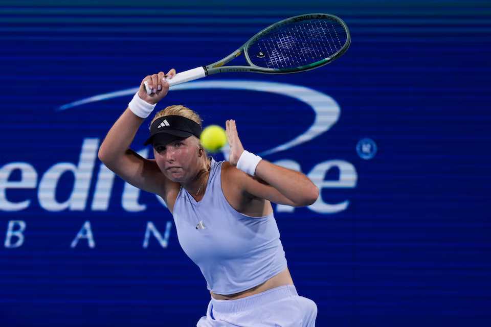 Clara Tauson Defeats Top Seed Ekaterina Alexandrova to Reach Monterrey Quarterfinals