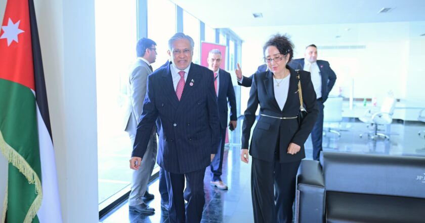 Deputy Prime Minister Ishaq Dar Concludes Jordan Visit, Departs for Pakistan via Madina