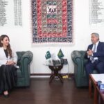 امریکی ناظم الامور نیٹلی بیکر کا خلیجی تنازع میں پاکستان کے تعمیری کردار کو سراہنے کا اظہار