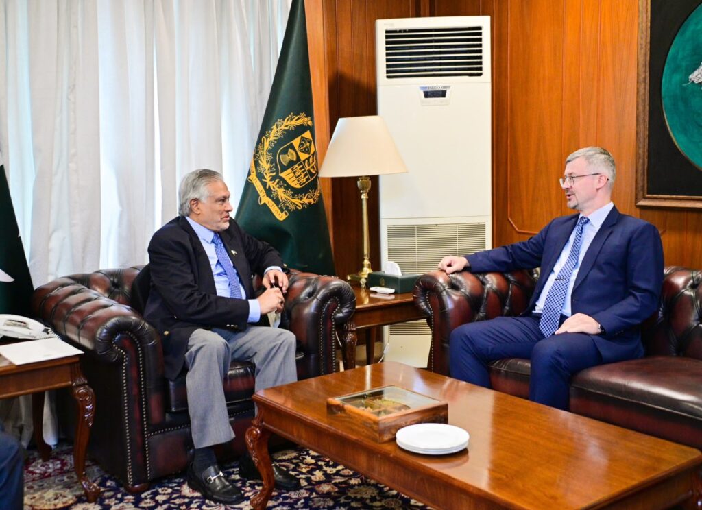 Pakistan-Russia Relations Discussed in Meeting Between Ishaq Dar and Russian Ambassador