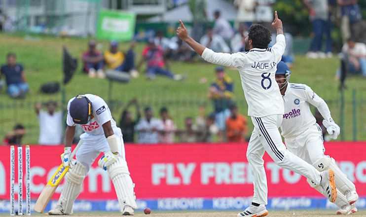 India tighten grip on Sri Lanka in second Test