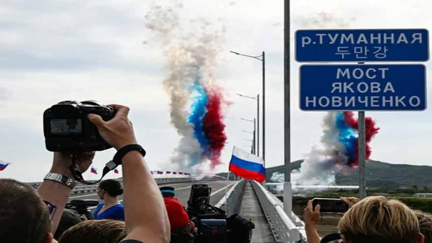 North Korea and Russia Open First Road Bridge, Signalling Expanding Ties