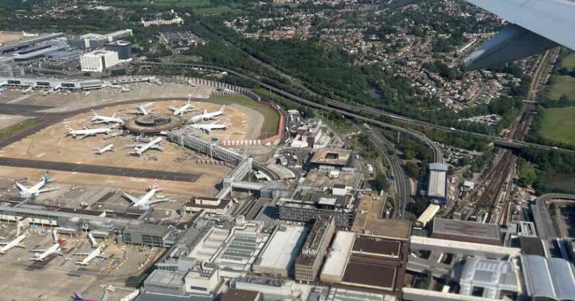 Technical Issue Disrupts Flights at Major British Airports
