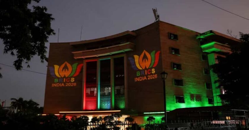 Xi Jinping Arrives in New Delhi for BRICS Summit and Talks with Modi