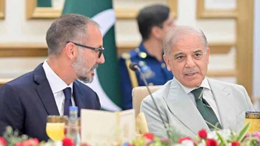 PM Shehbaz Meets Prince Rahim Aga Khan, Reaffirms Commitment to Shared Development Goals