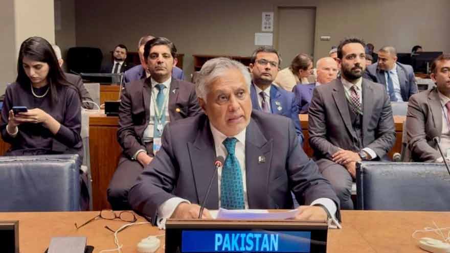Ishaq Dar Voices Concern Over Violations at Al-Aqsa Mosque
