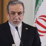 ایران مذاکرات یا محاذ آرائی، دونوں کے لیے یکساں طور پر تیار ہے، عراقچی
