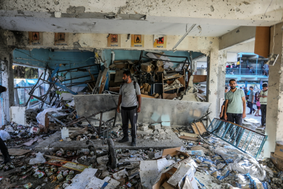 Six UN Workers Killed in Israeli Strike on Gaza School as Lebanon Tensions Surge
