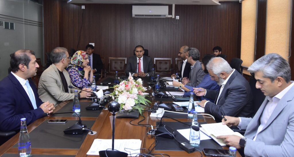 Minister of State Bilal Azhar Kayani Chairs High-Level Review Meeting on Cashless Economy