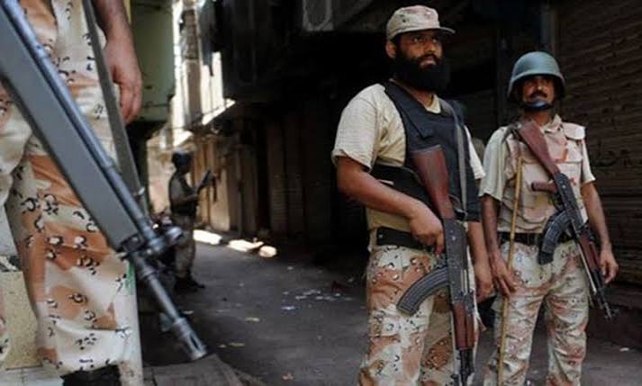 Two Suspected Terrorists Killed in Separate Karachi Operations
