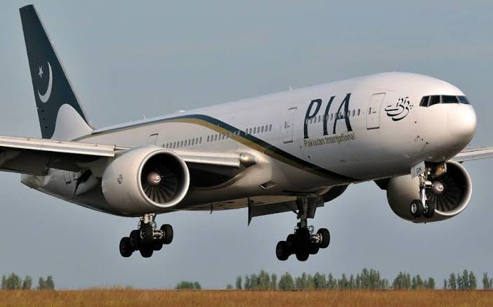 PIA Flight from Karachi to Jeddah Undergoes Emergency Evacuation After Report of Engine Fire