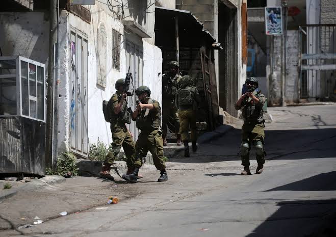 Israeli forces expelled Palestinians from West Bank camps, violating international law: UN report