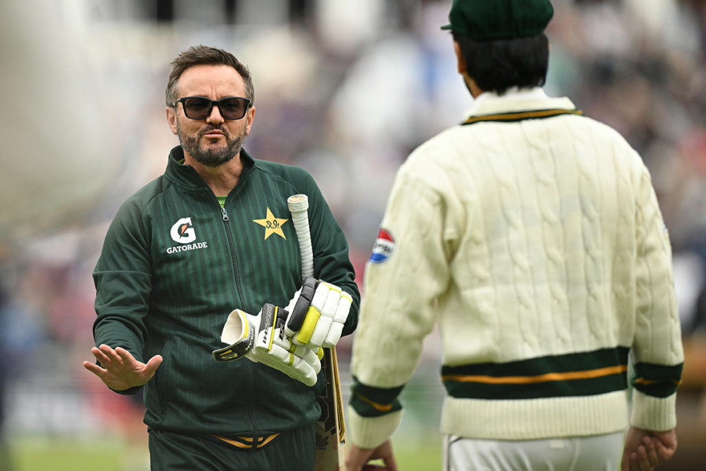 Mike Hesson Open to Taking Pakistan Test Coaching Role Permanently