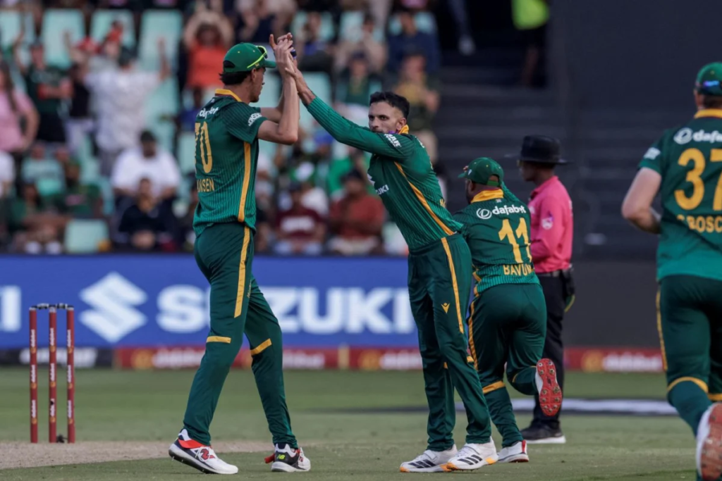 Keshav Maharaj spins South Africa to victory over Australia