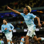 مانچسٹر سٹی کی ناروچ کے خلاف 5-0 سے فتح، سانبا کی شاندار ڈیبیو پر دو گول