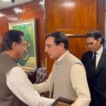 First Round of Government-Opposition Talks Ends Ahead of October 4 PTI March