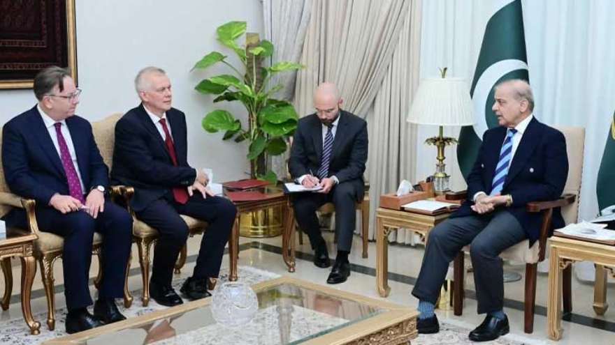 PM Shehbaz, Polish Minister Discuss Bilateral Ties and Trade