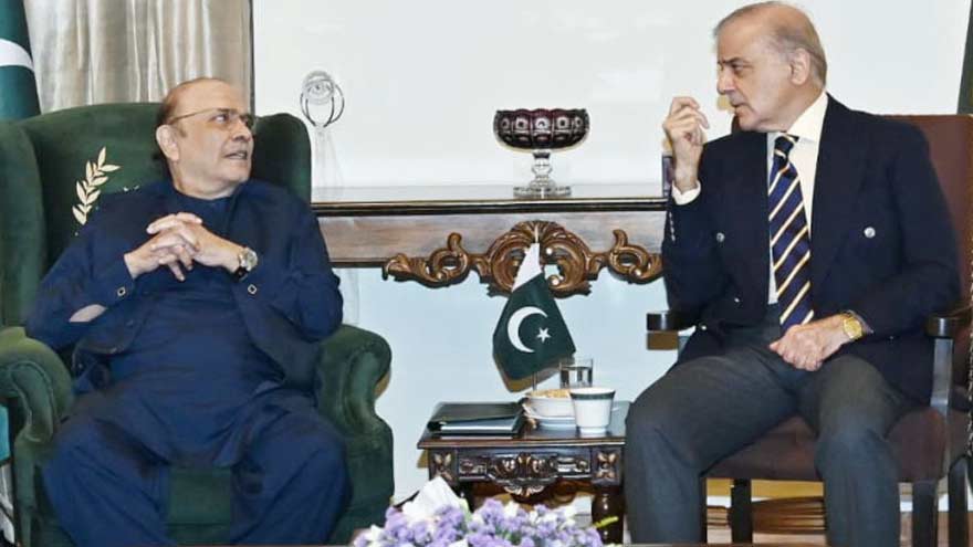 President Zardari, PM Shehbaz Likely to Meet Today to Discuss KP Situation