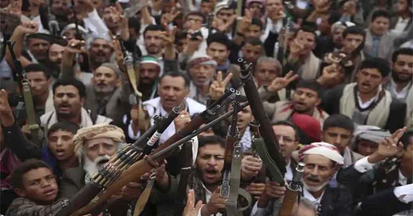 حوثیوں کا ریاض ایئرپورٹ پر نئے حملے کا دعویٰ، پروازیں معطل