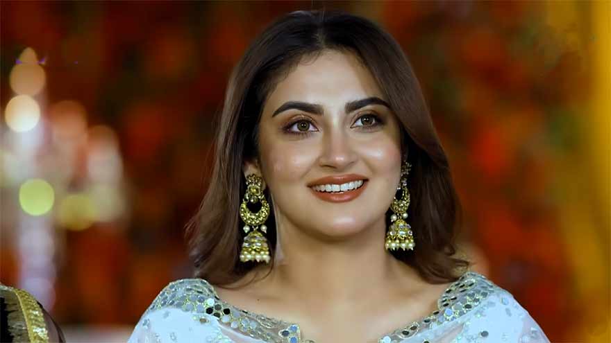 Hiba Bukhari Urges Fans to Show Respect Amid Social Media Disputes