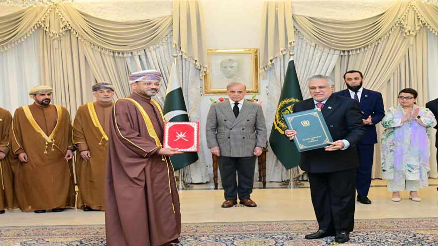 Pakistan, Oman Exchange Six Agreements and MoUs to Strengthen Bilateral Ties