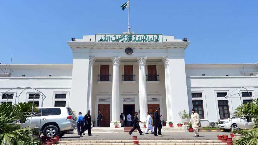 KP Prepares 180-Day Action Plan for Governance, Health and Education Reforms