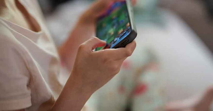ایک سال کے دوران پاکستان کے 15 لاکھ بچے آن لائن جنسی استحصال کا شکار ہوئے، یونیسف