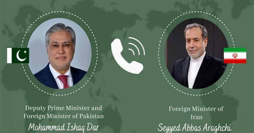 اسحاق ڈار کی ایرانی اور مصری وزرائے خارجہ سے علاقائی صورتحال پر گفتگو