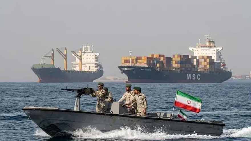 Iran Threatens US Military Bases Over Strait of Hormuz Dispute