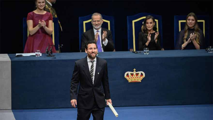 Messi Receives Spain’s Highest Sports Award from Princess Leonor